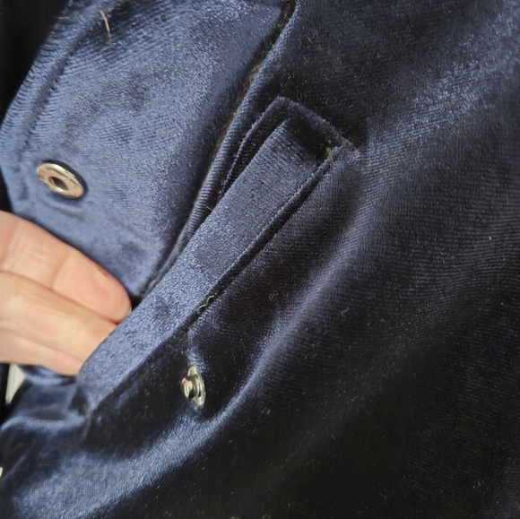 PULL & BEAR crushed velvet navy bomber jacket. Size small - Picture 7 of 11